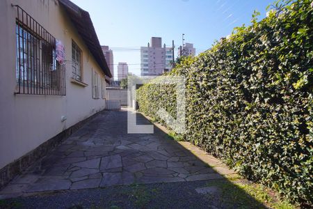 Casa à venda com 109m², 3 quartos e 6 vagasPátio 