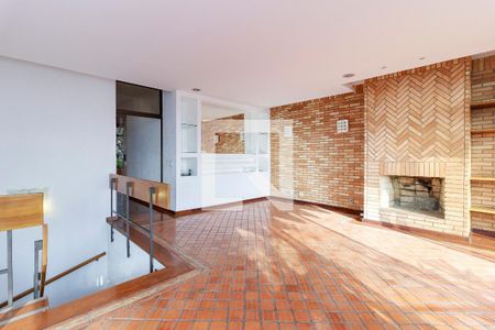 Apartamento à venda com 270m², 3 quartos e 4 vagasCobertura - Sala 1