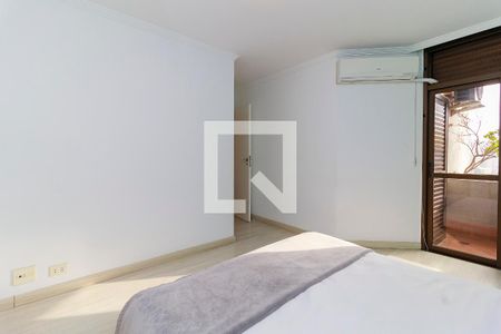 Apartamento à venda com 270m², 3 quartos e 4 vagasSuíte