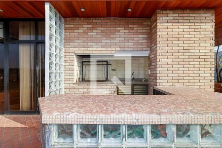 Apartamento à venda com 270m², 3 quartos e 4 vagasCobertura - Churrasqueira