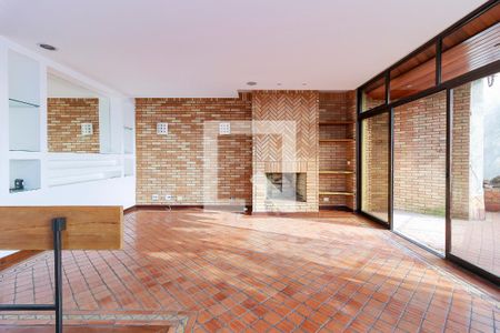 Apartamento à venda com 270m², 3 quartos e 4 vagasCobertura - Sala 1