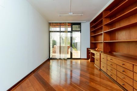 Apartamento à venda com 270m², 3 quartos e 4 vagasCobertura - Sala 2