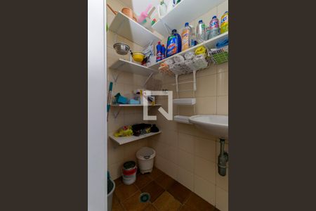 Apartamento à venda com 270m², 3 quartos e 4 vagasÁrea de Serviço - Banheiro