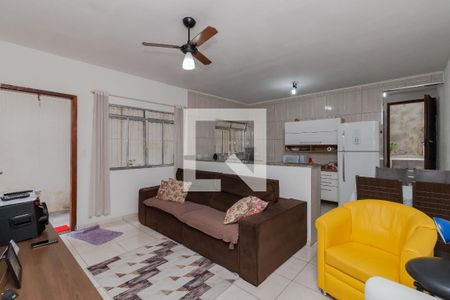 Sala de casa para alugar com 3 quartos, 142m² em Vila Brasilina, São Paulo