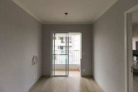 Sala de apartamento para alugar com 2 quartos, 41m² em Sítio da Figueira, São Paulo