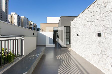 Casa à venda com 260m², 3 quartos e 2 vagas Casa à venda com 260m², 3 quartos e 2 vagasTerraço