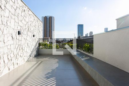 Casa à venda com 260m², 3 quartos e 2 vagas Casa à venda com 260m², 3 quartos e 2 vagasTerraço