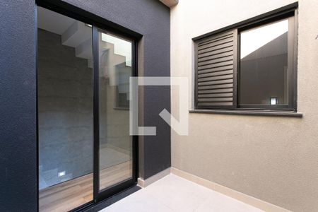 Casa à venda com 260m², 3 quartos e 2 vagas Casa à venda com 260m², 3 quartos e 2 vagasJardim de Inverno