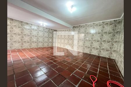 Casa à venda com 135m², 5 quartos e 2 vagasÁrea externa