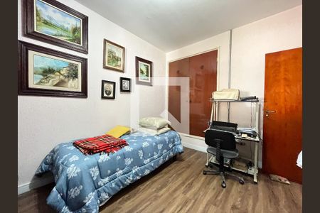 Casa à venda com 135m², 5 quartos e 2 vagasQuarto 3