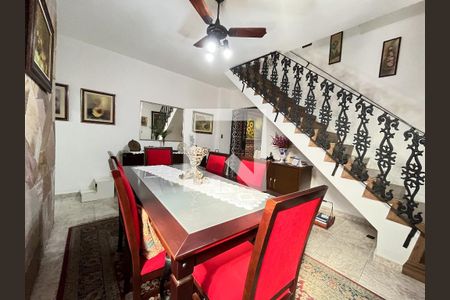 Casa à venda com 135m², 5 quartos e 2 vagasSala de Jantar