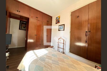 Casa à venda com 135m², 5 quartos e 2 vagasQuarto 2