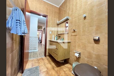 Casa à venda com 135m², 5 quartos e 2 vagasBanheiro Social