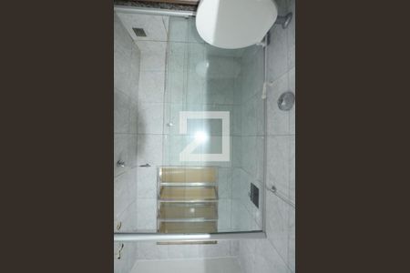 Apartamento para alugar com 46m², 1 quarto e 3 vagasBanheiro