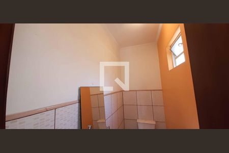 Casa para alugar com 293m², 4 quartos e 2 vagasBanheiro de serviço 