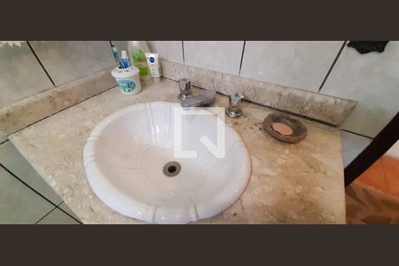 Casa para alugar com 293m², 4 quartos e 2 vagasBanheiro Social