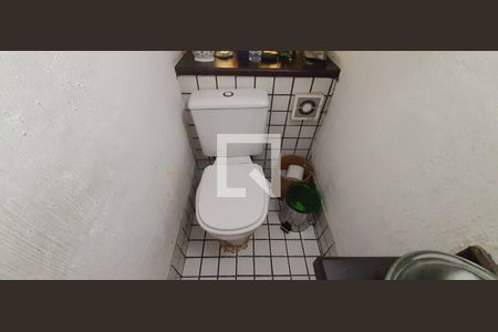 Casa para alugar com 293m², 4 quartos e 2 vagasLavabo