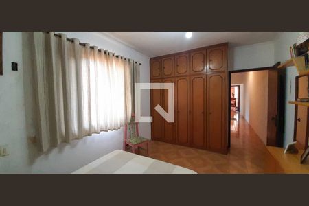 Casa para alugar com 293m², 4 quartos e 2 vagasQuarto 1