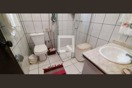 Casa para alugar com 293m², 4 quartos e 2 vagasBanheiro Social