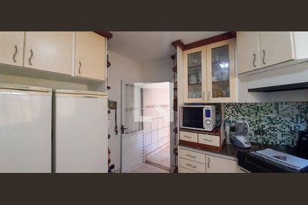 Casa para alugar com 293m², 4 quartos e 2 vagasCozinha