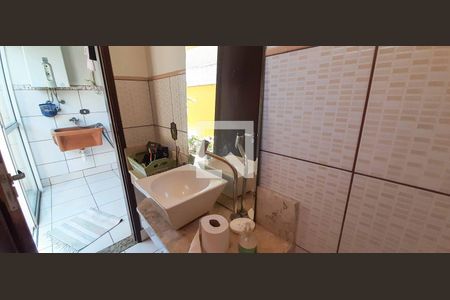 Casa para alugar com 293m², 4 quartos e 2 vagasBanheiro de serviço 