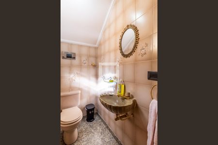 Casa à venda com 500m², 5 quartos e 4 vagasLavabo