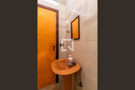 Casa à venda com 500m², 5 quartos e 4 vagasBanheiro 2