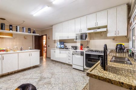 Casa à venda com 500m², 5 quartos e 4 vagasCozinha