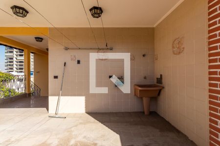 Casa à venda com 500m², 5 quartos e 4 vagasEdícula - Área de serviço