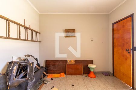 Casa à venda com 500m², 5 quartos e 4 vagasEdícula - Quarto 