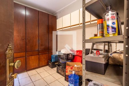 Casa à venda com 500m², 5 quartos e 4 vagasDespensa