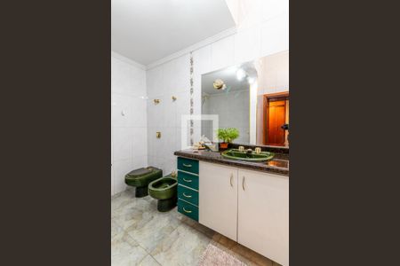 Casa à venda com 500m², 5 quartos e 4 vagasSuíte 2 - Banheiro