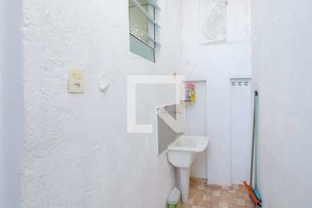Casa para alugar com 40m², 1 quarto e sem vaga Casa para alugar com 40m², 1 quarto e sem vagaLavanderia