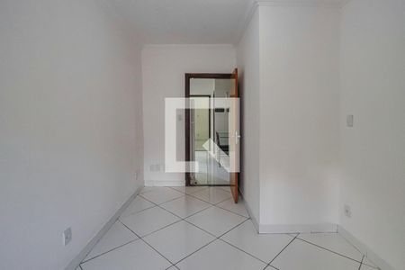 Sala de casa para alugar com 1 quarto, 60m² em Santa Cruz, Belo Horizonte