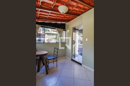 Casa para alugar com 60m², 1 quarto e sem vagaVaranda