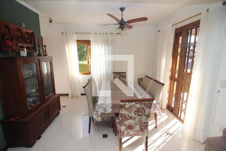 Casa de condomínio à venda com 168m², 3 quartos e 2 vagas Casa de condomínio à venda com 168m², 3 quartos e 2 vagasSala de Jantar