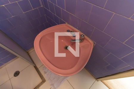 Apartamento para alugar com 57m², 2 quartos e sem vagaBanheiro 