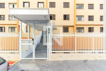 Apartamento para alugar com 57m², 2 quartos e sem vagaEntrada