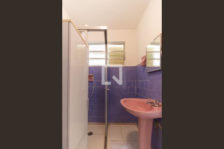 Apartamento para alugar com 57m², 2 quartos e sem vagaBanheiro 