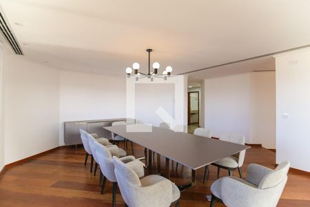 Apartamento para alugar com 455m², 4 quartos e 4 vagas Apartamento para alugar com 455m², 4 quartos e 4 vagasSala de Jantar