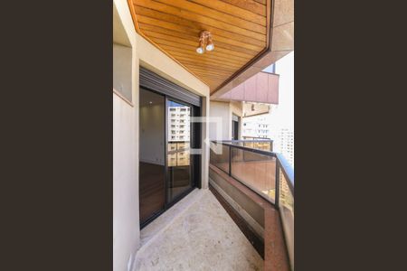 Apartamento para alugar com 455m², 4 quartos e 4 vagas Apartamento para alugar com 455m², 4 quartos e 4 vagasvaranda