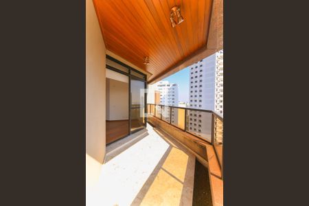 Apartamento para alugar com 455m², 4 quartos e 4 vagas Apartamento para alugar com 455m², 4 quartos e 4 vagasVaranda da Sala