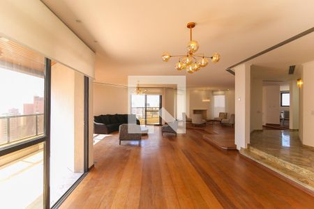 Apartamento para alugar com 455m², 4 quartos e 4 vagas Apartamento para alugar com 455m², 4 quartos e 4 vagasSala