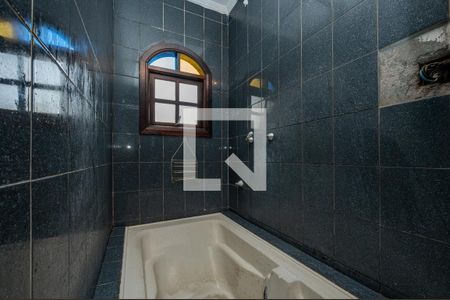 Casa à venda com 210m², 4 quartos e 2 vagasBanheiro da Suíte