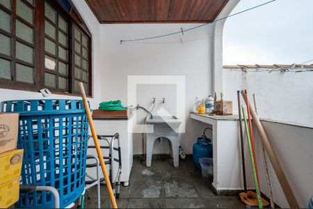 Casa à venda com 210m², 4 quartos e 2 vagasÁrea de Serviço