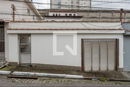Casa à venda com 210m², 4 quartos e 2 vagasFachada