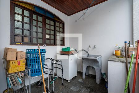 Casa à venda com 210m², 4 quartos e 2 vagasÁrea de Serviço