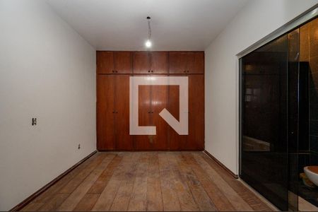 Suíte de casa à venda com 4 quartos, 210m² em Vila Guarani (z Sul), São Paulo