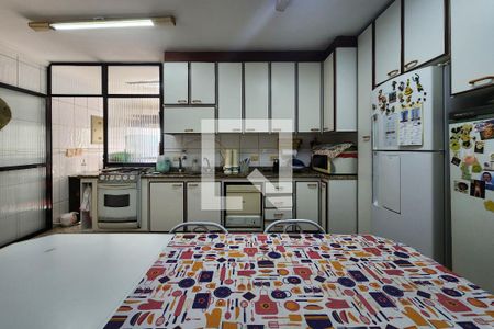 Apartamento à venda com 157m², 3 quartos e 2 vagasCozinha