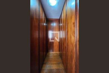 Apartamento à venda com 157m², 3 quartos e 2 vagasCloset da Suite 2